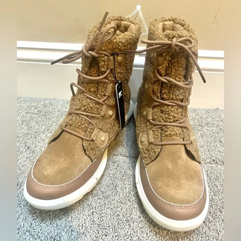 New Sorel Explorer II Joan Cozy Boot. Sz .. 9